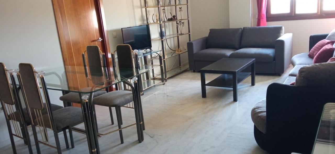 Fibes Lux Sevilla Este. ภายนอก รูปภาพ