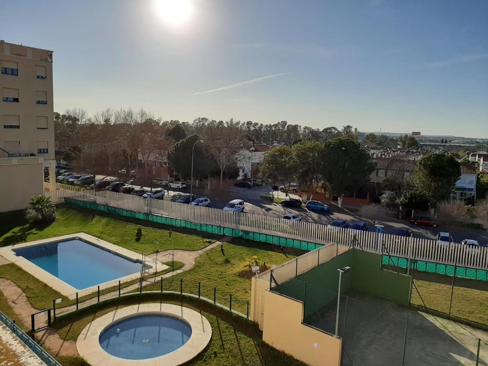 Fibes Lux Sevilla Este. ภายนอก รูปภาพ