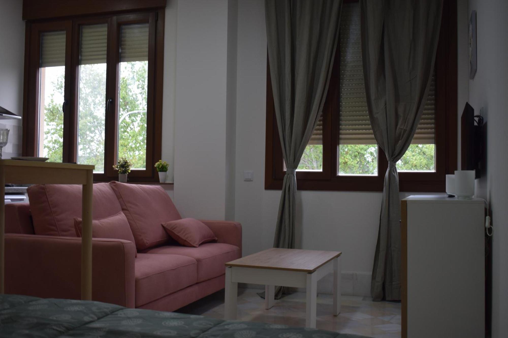 Fibes Lux Sevilla Este. ภายนอก รูปภาพ